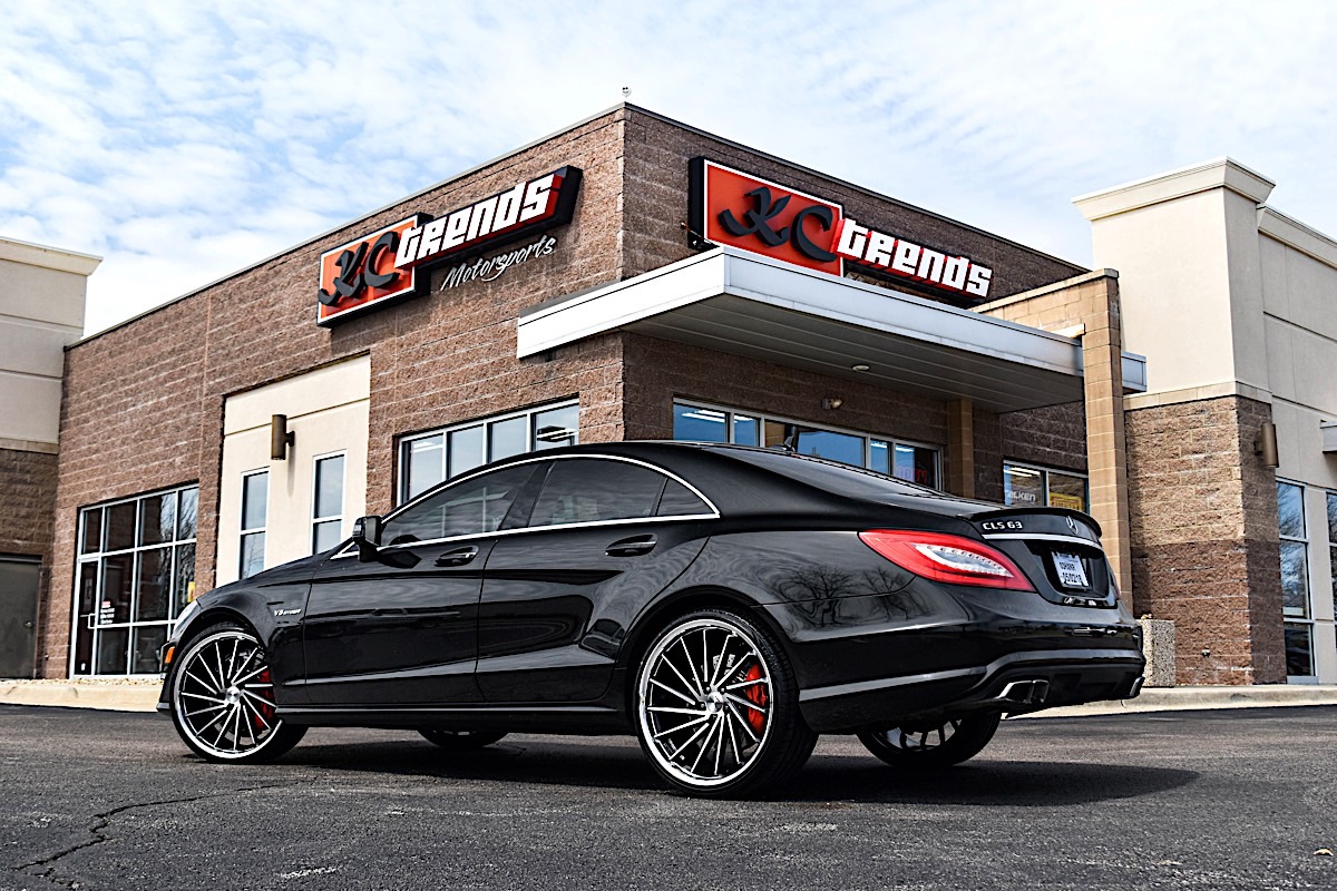 Mercedes-Benz CLS63 AMG S with Giovanna Wheels Spira FF
